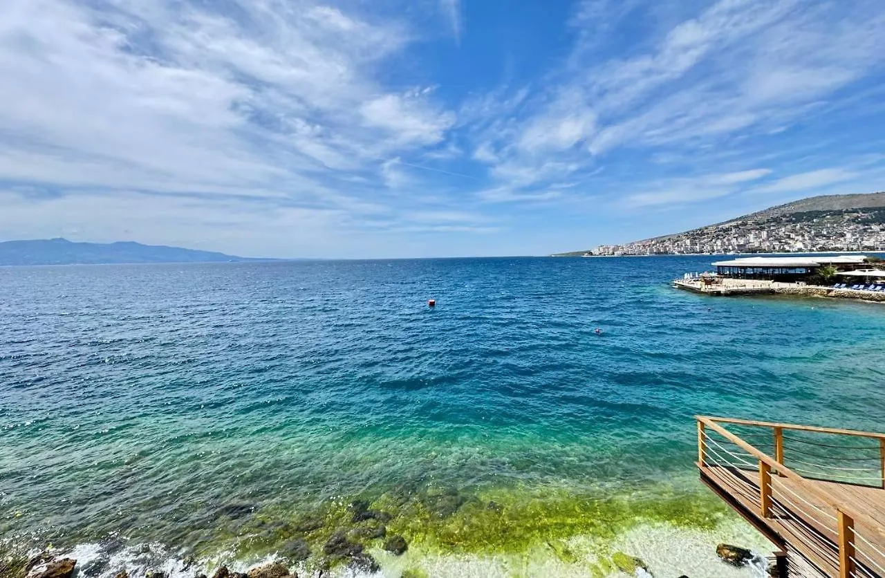 Del Mar Sea View Apartment Sarandë