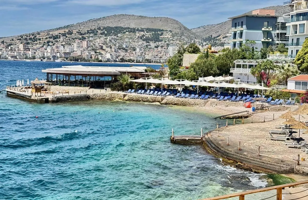 Del Mar Sea View Apartment Sarandë